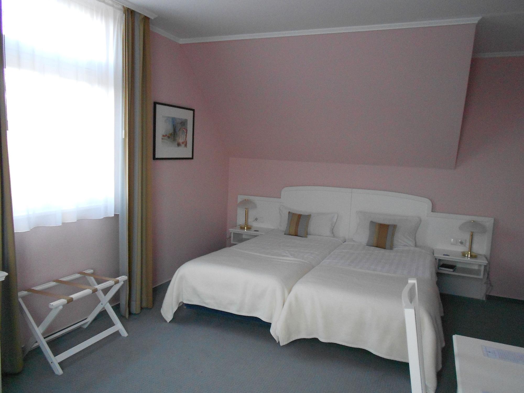 Arthotel Ana Fleur Падерборн Екстериор снимка