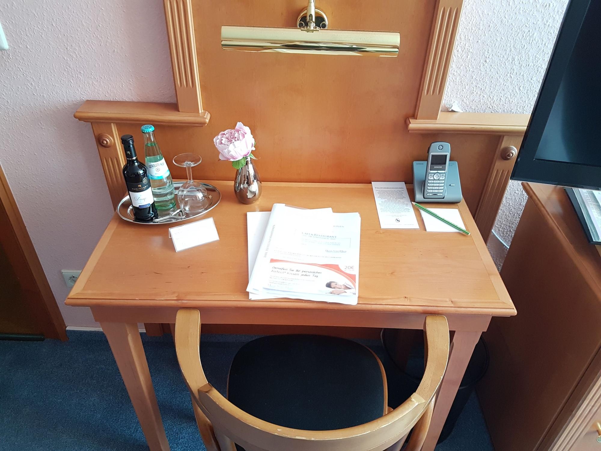 Arthotel Ana Fleur Падерборн Екстериор снимка