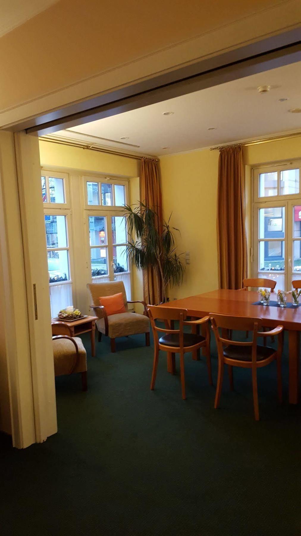 Arthotel Ana Fleur Падерборн Екстериор снимка
